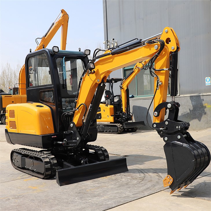 2.2 Tonluk Mini Paletli Ekskavatör